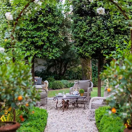 La Casina Luxury Inside The Walls Of With Garden, Airconditioning, Wifi Apartamento *