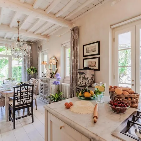 La Casina Luxury Inside The Walls Of With Garden, Airconditioning, Wifi *