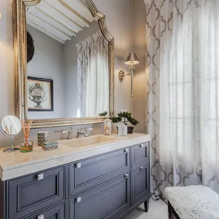 La Casina Luxury Inside The Walls Of With Garden, Airconditioning, Wifi