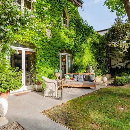 La Casina Luxury Inside The Walls Of With Garden, Airconditioning, Wifi