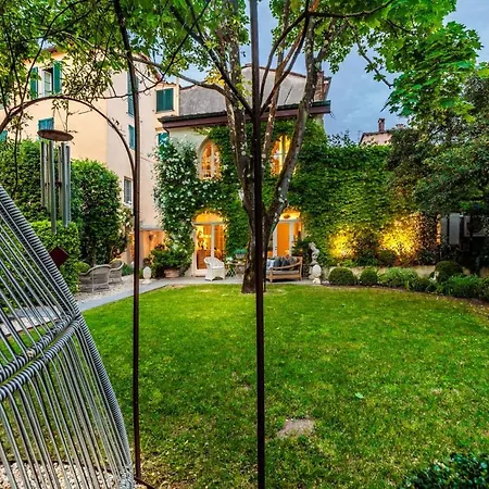 La Casina Luxury Inside The Walls Of With Garden, Airconditioning, Wifi Lucca