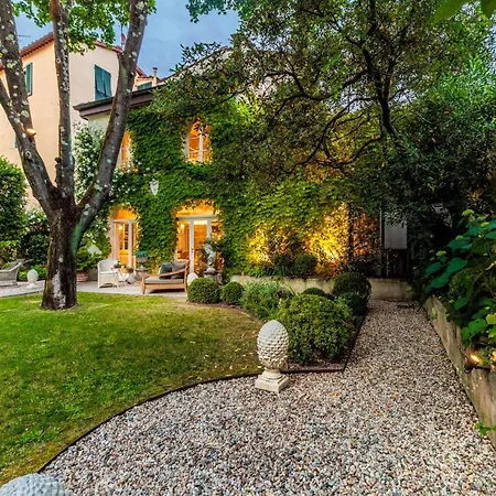 La Casina Luxury Inside The Walls Of With Garden, Airconditioning, Wifi